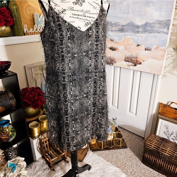 New Guess Fuzzy Goldie Sexy A- Line Slip Dress. - Picture 8 of 15